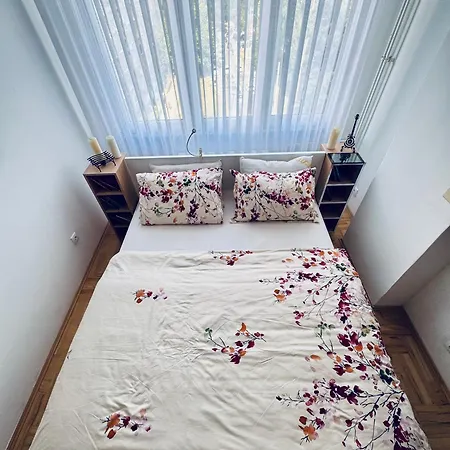 Urban Apartman